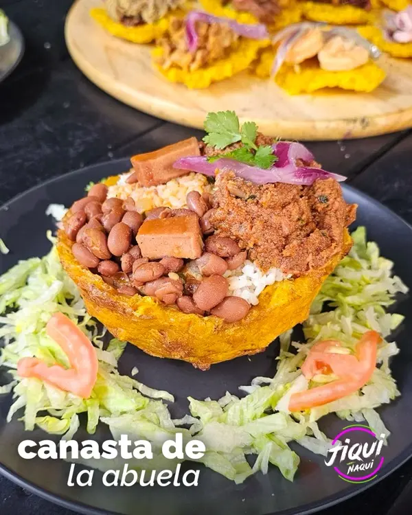 May be an image of ‎text that says '‎لاا2 canasta de la abuela fiqui NAQUI NAQUI‎'‎